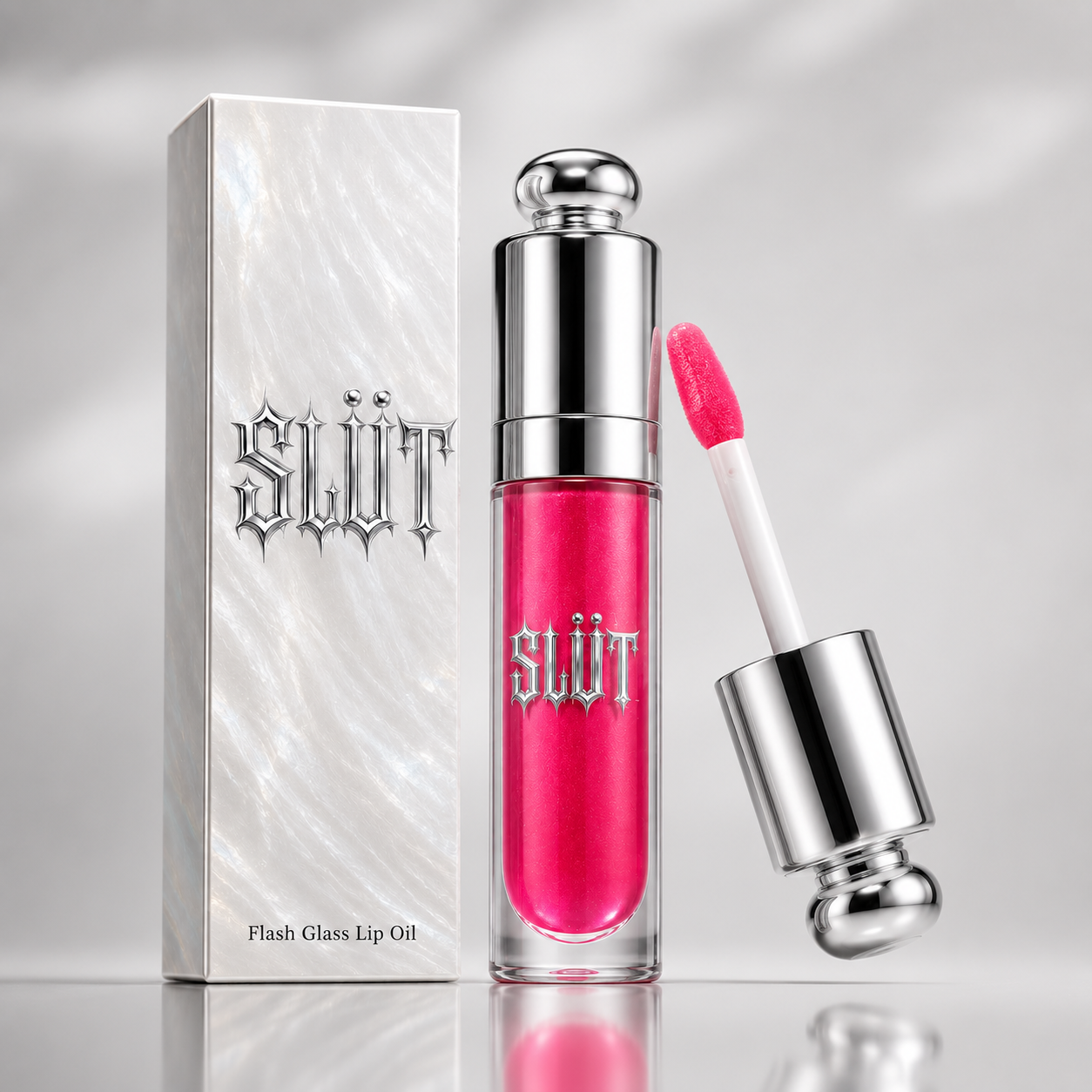 SLÜT Flash Glass Lip Oil Detail